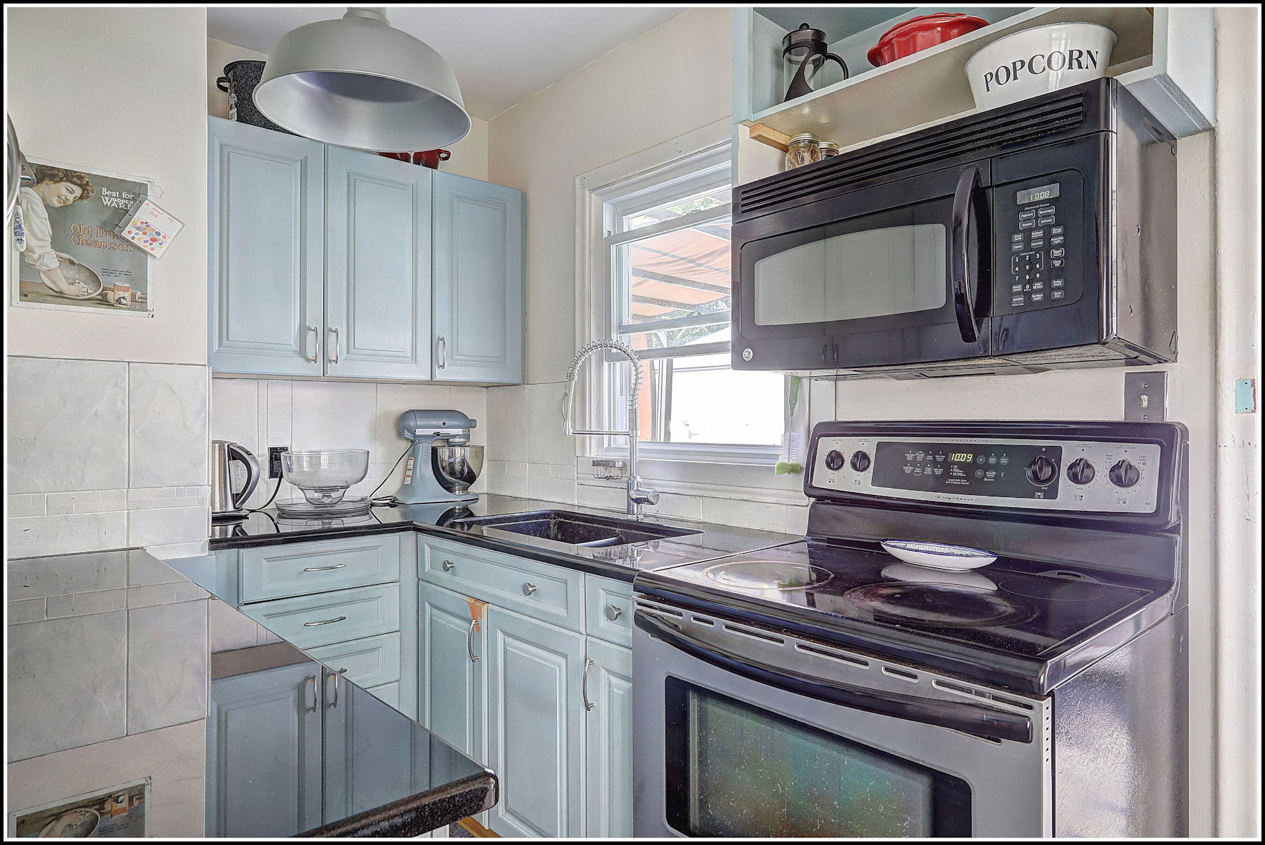 613 Burnham Street, Cobourg, Ontario  K9A 2X4 - Photo 3 - 267822